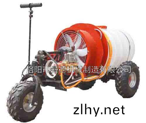 自(zi)走式(shi)噴霧機(jī)(ji)